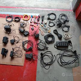 35 Cavi audio video telefono ricarica ecc.