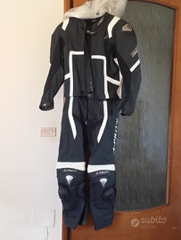 Tuta moto
