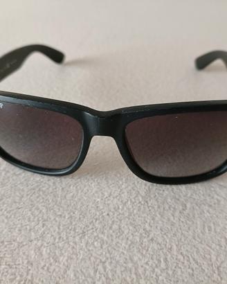 occhiali da sole rayban neri