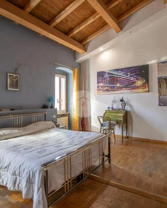 3 LOCALI A MAGLIANO SABINA