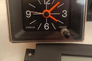 strumentazione vintage per auto 