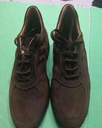 Scarpa Geox nr. 41 Casual U Happy in camoscio