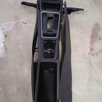 Tunnel seat leon