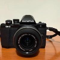Olympus OM-D E M10 II