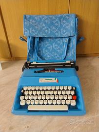 Macchina da scrivere olivetti