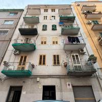 Bilocale via d' alo alfieri 60