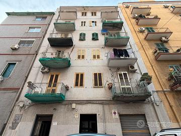 Bilocale via d' alo alfieri 60