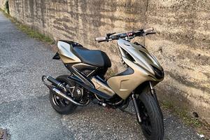 Yamaha Aerox 