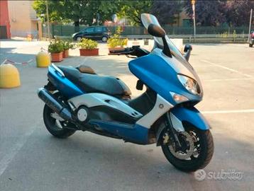 YAMAHA T-MAX 500 