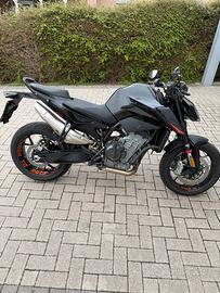 Ktm Duke 890