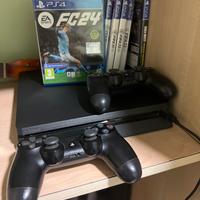 Ps4 500 gb con FC24 e 2 controller originali.