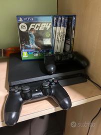 Ps4 500 gb con FC24 e 2 controller originali.