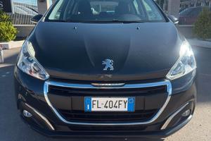Peugeot 208 PureTech 82 5p. GPL Allure
