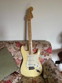 Fender Stratocaster