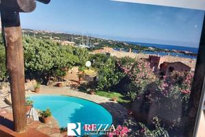 Villa di 328 m² con più di 5 locali a Arzachena