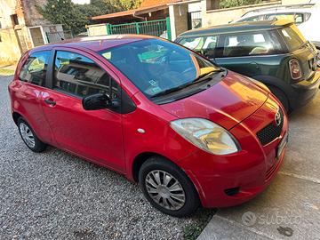 Toyota yaris 1.0 benzina