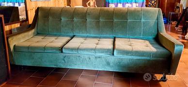 Divano velluto vintage