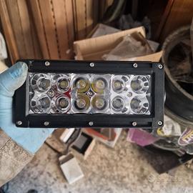 Barra LED 40W 12 LED per Fuoristrada/Barca - 9-45V