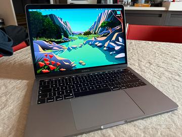 MACBOOK PRO 2020,USATO POCHISSIMO