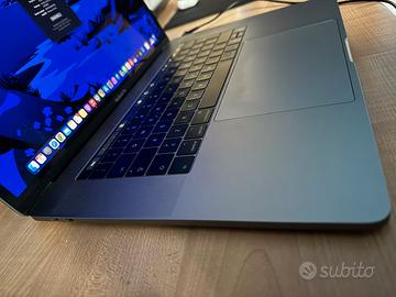 Macbook pro 15 pollici