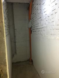 Cantina solo per uso deposito NO GARAGE