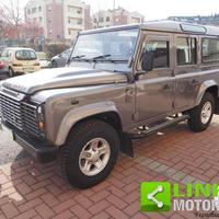 LAND ROVER Defender 110 2.4 TD4 Station Wagon SE