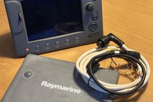 Plotter Raymarine C80