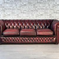 Divano Chesterfield inglese vintage in pelle