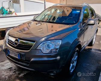 Antara con gancio traino è carrello appendice