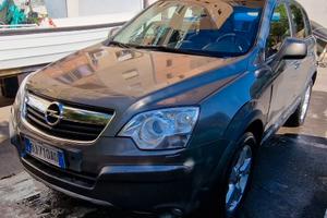 Antara con gancio traino è carrello appendice