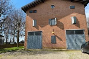 Immobile di 198 m² a San Giovanni in Persiceto