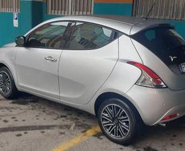 LANCIA - Ypsilon - 1.2 69 CV 5p. Gold