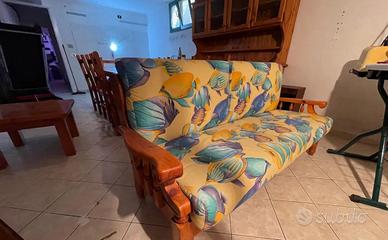 Divano  legno massello