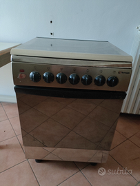 Pianocottura con forno tecnogas funzionante