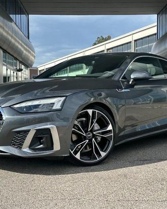 AUDI A5 40 TFSI S Tronic S Line Edition