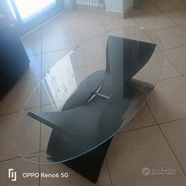 Tavolino ovale in vetro