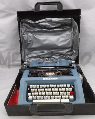 OLIVETTI STUDIO 46 BLU VALIGETTA