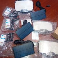 Potenti Faretti led con pannello solare e sensore 