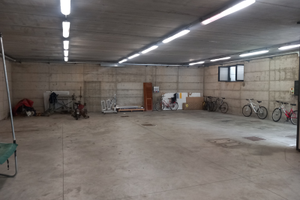 Magazzino deposito autorimessa