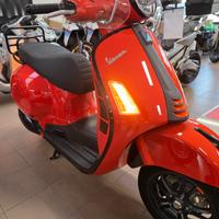 Vespa GTS 300 SUPER