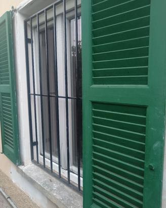 2 Griglia di sicurezza per finestra