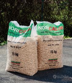 Bancale pellet abete noricalor 15 kg 72 sacchi