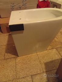 coppia sanitari nuovi