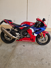 Honda cbr1000 rr sp