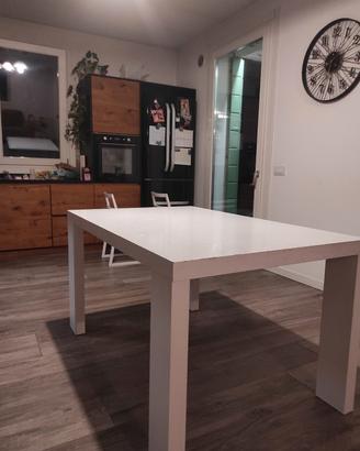 Tavolo in rovere sbiancato 