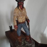 statue 