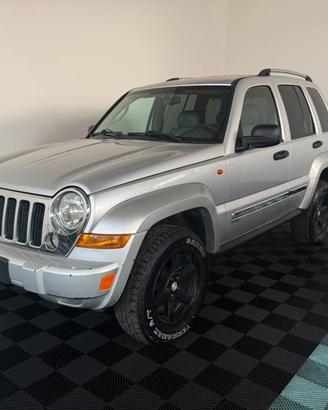 JEEP CHEROKEE 2.8 CRD AUTOM. LIMITED