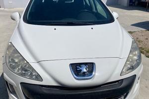 Peugeot 308 2011