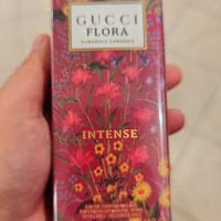 Gucci Flora Gorgeous Gardenia intense 