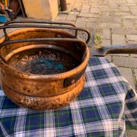 Antico braciere scaldaletto in rame